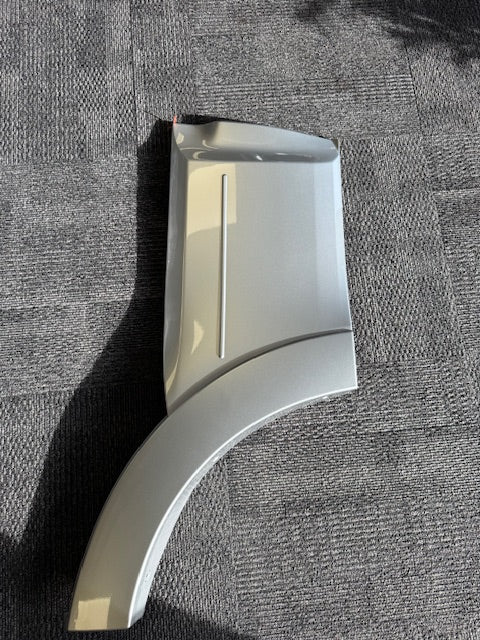 MITSUBISHI - Garnish Right hand rear door - Pajero - 5757A026HH