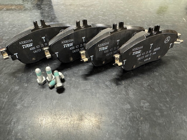 MERCEDES-BENZ - Disc Brake pads - 000 420 30 02