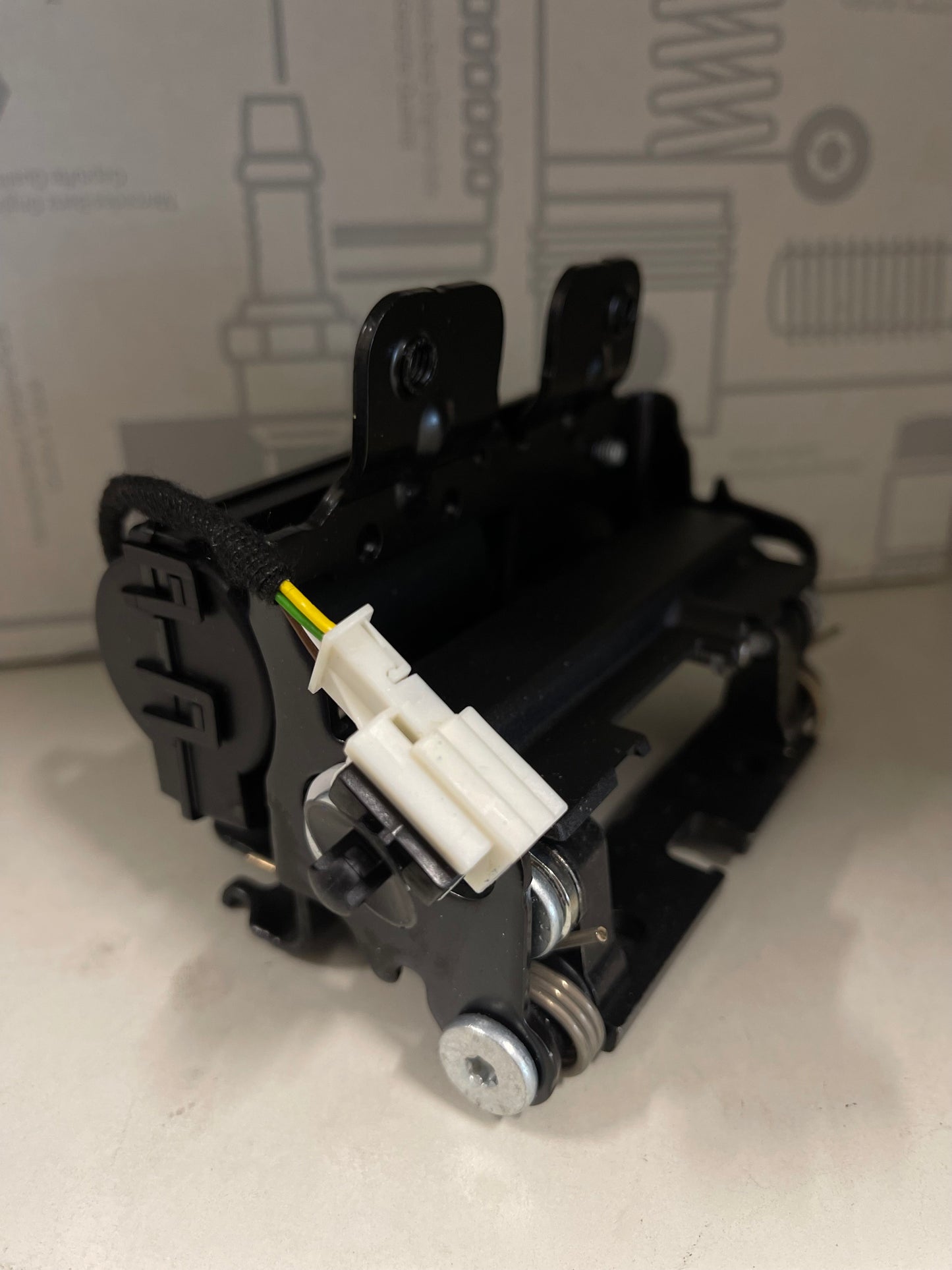 Folding Device - Mercedes-Benz - 223 970 34 00 28