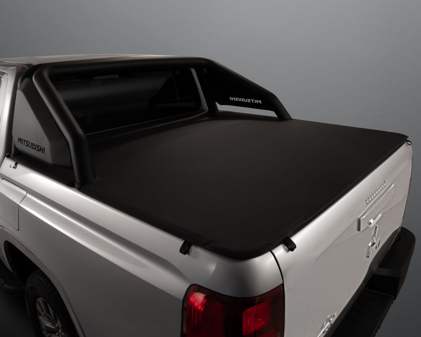 Mitsubishi MV Triton - Soft Tonneau Cover Sports Bar Models - MZ350796